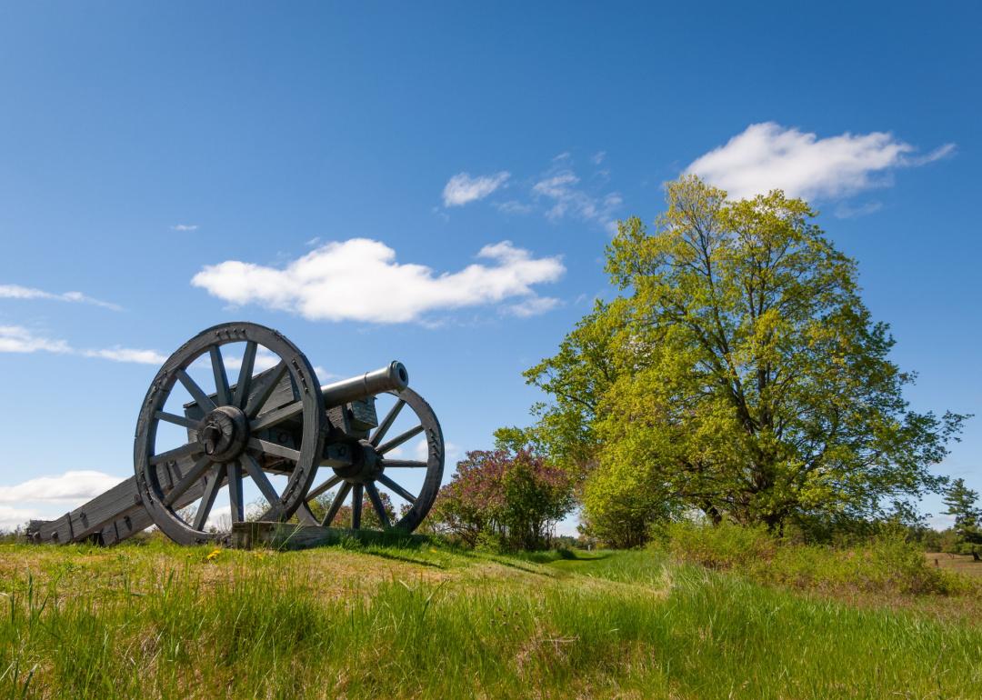 A revolutionary cannon on the Saratoga Battlefield at the Saratoga National Historical park near Stillwater, New York.