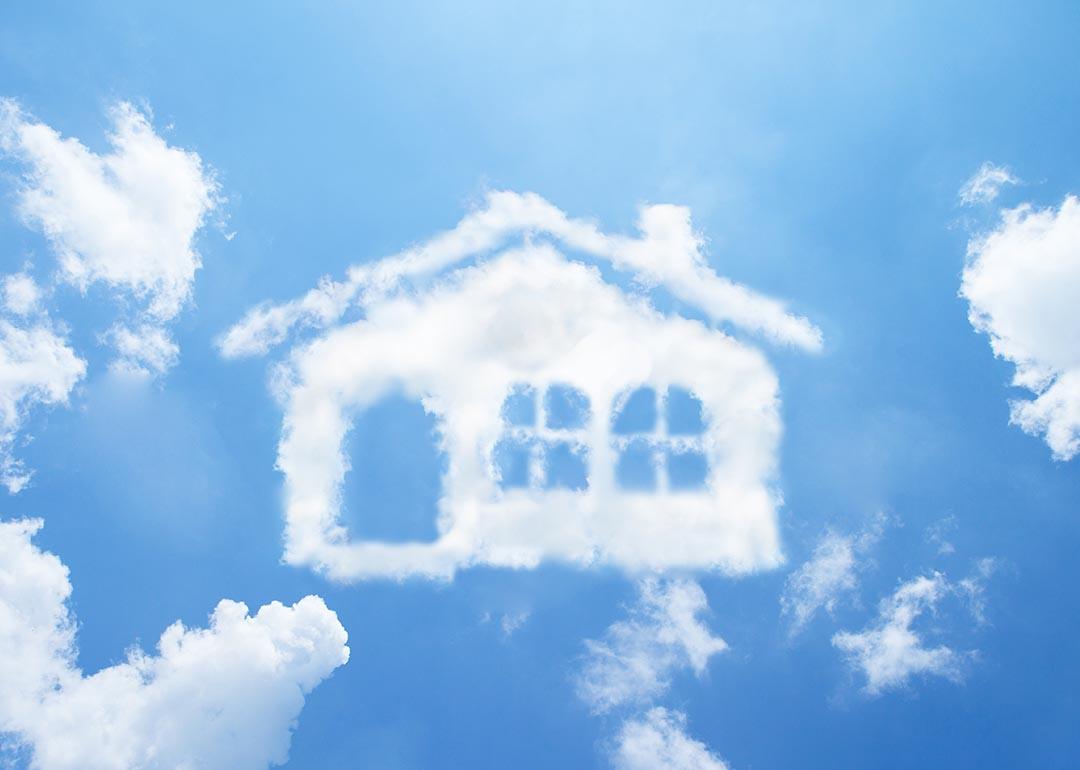 house made of clouds to illustrate concept of homeownership dream