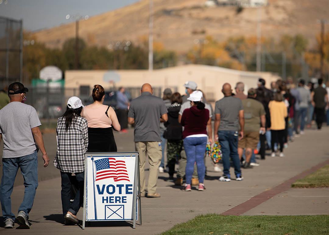 voters wait outside polling place in Nevada in 2020