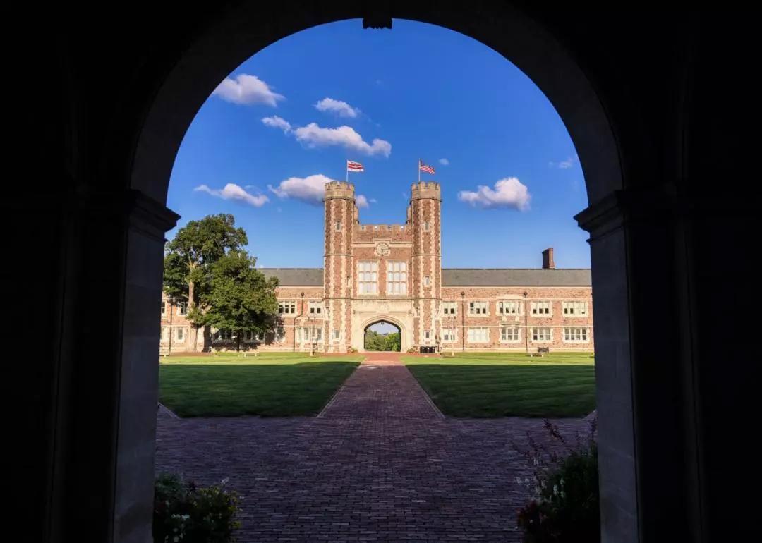 Building on the campus of Washington University in St. Louis.