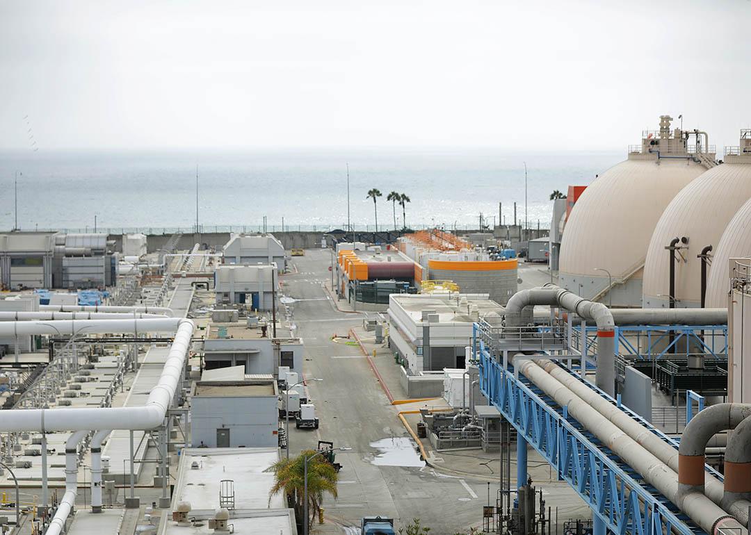  Hyperion sewage treatment plant in Playa del Rey is across the street from Dockweiler State Beach.