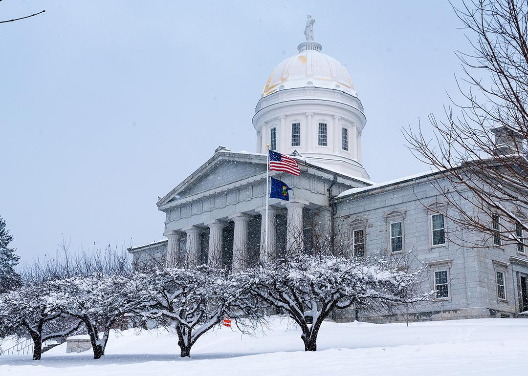 The Vermont Statehouse during a snowy day.