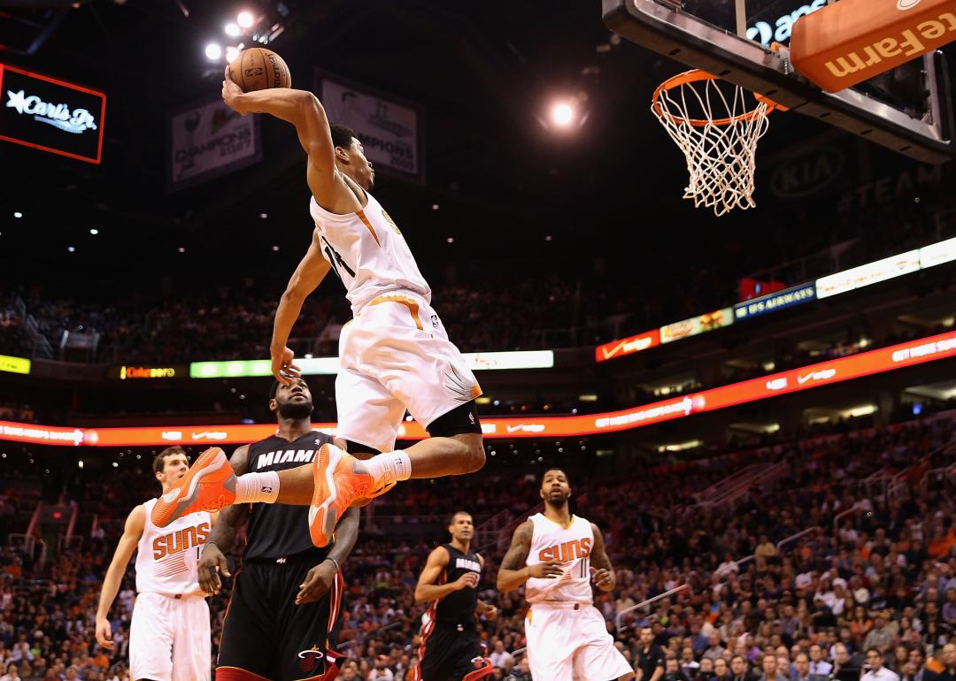 Gerald Green of the Phoenix Suns slam dunks the ball.