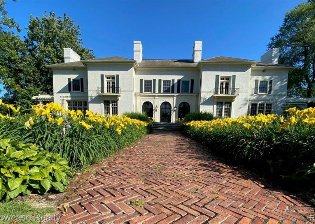 Most expensive homes for sale in Detroit Stacker