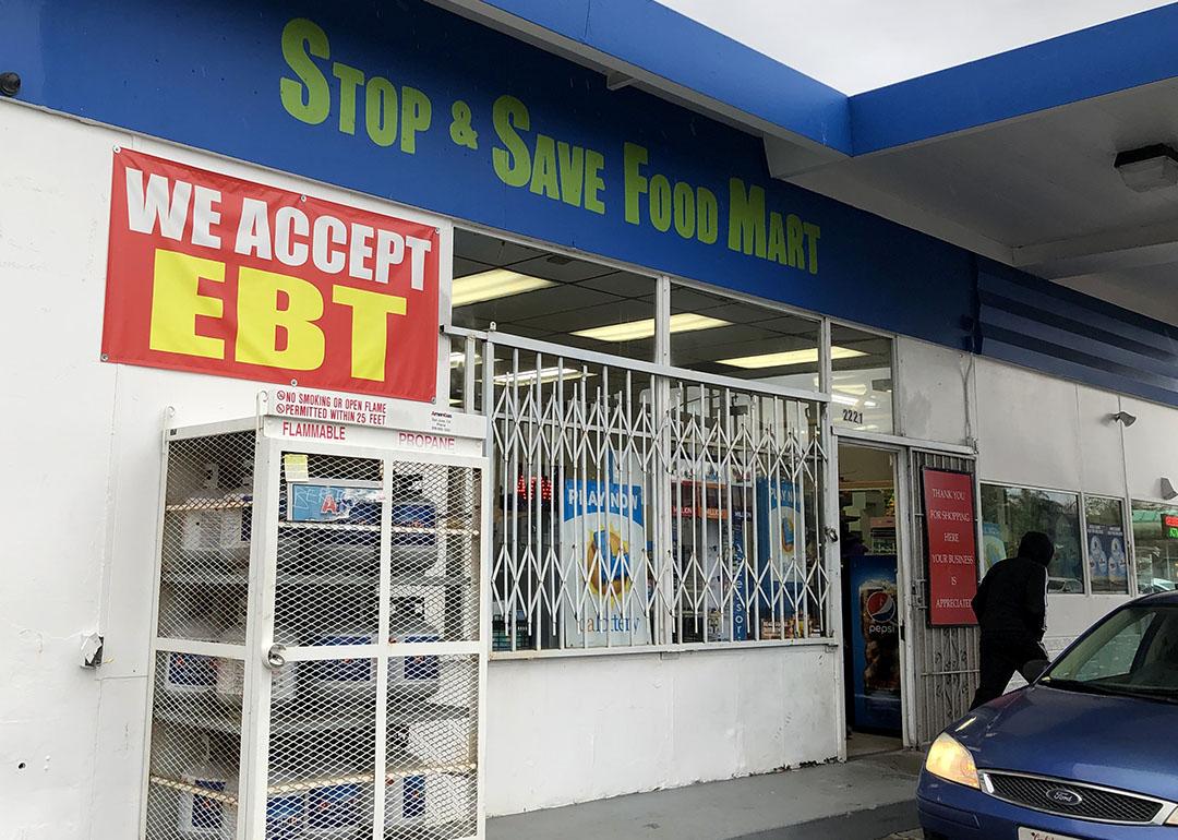 A convenience store on December 04, 2019 in Richmond, California that does not offer fresh vegetables or healthy options.