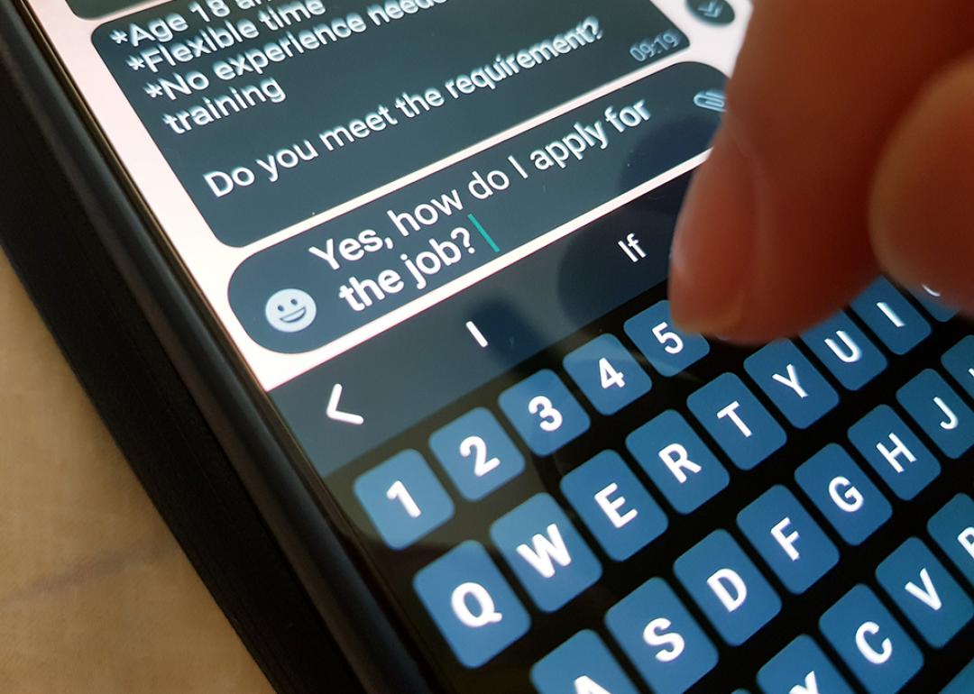 A person asks how to apply as a response to a job offer via SMS.