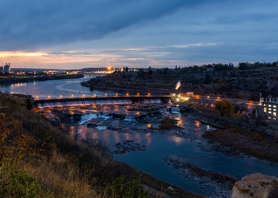 A beautiful view of the Great Falls in Montana during twilight.