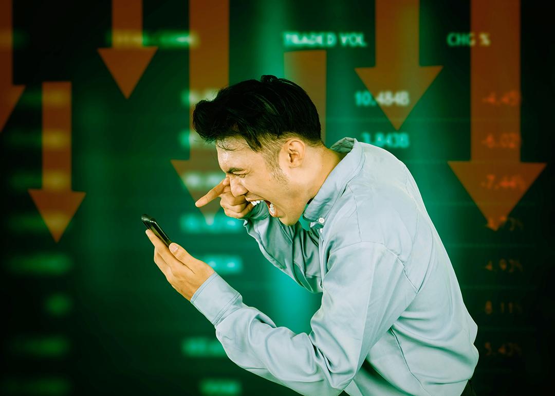 A stock investor frustrated over market crash.