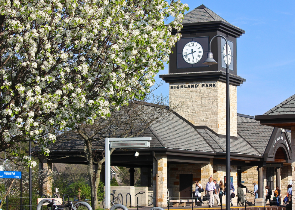 Commuter rail station in Highland Park