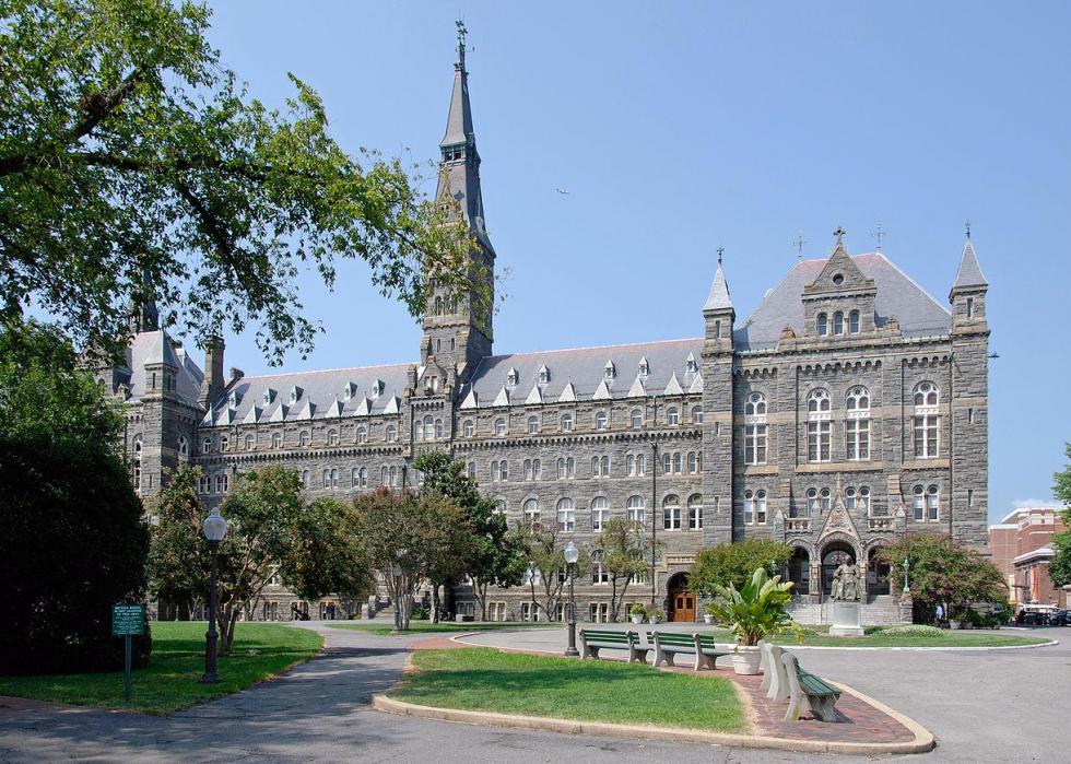 Best Colleges in Washington, D.C. | Stacker