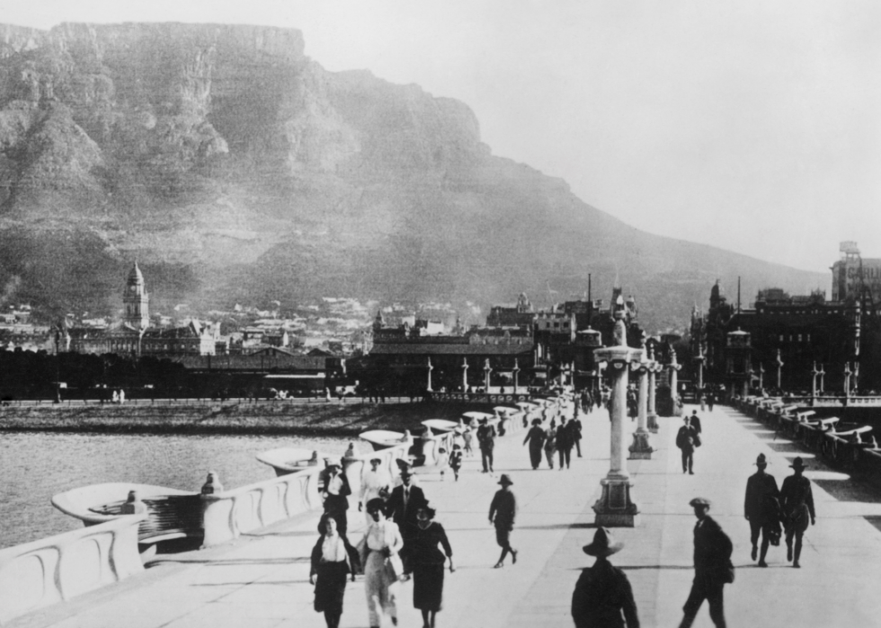 A scenic view of Cape Town, South Africa, circa 1930