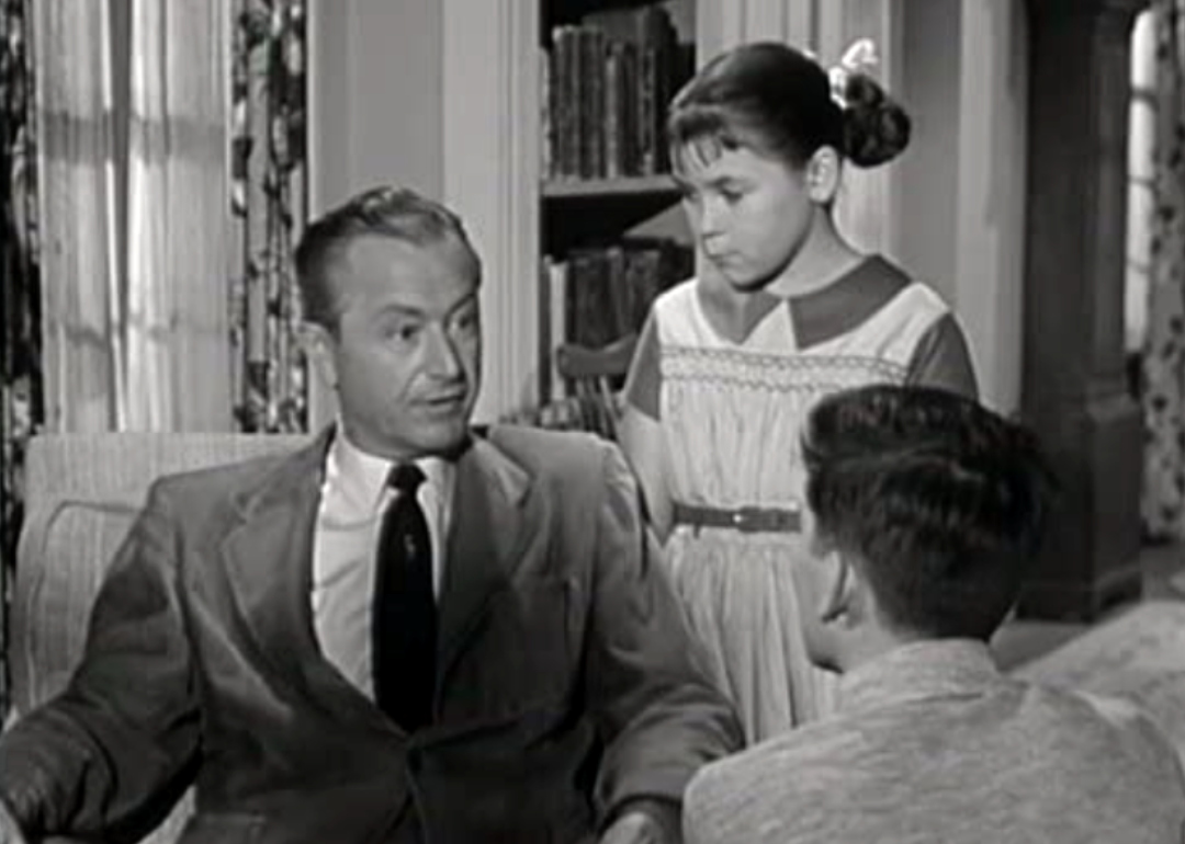 Robert Young, Lauren Chapin, and Billy Gray in an episode of ‘Father Knows Best’.