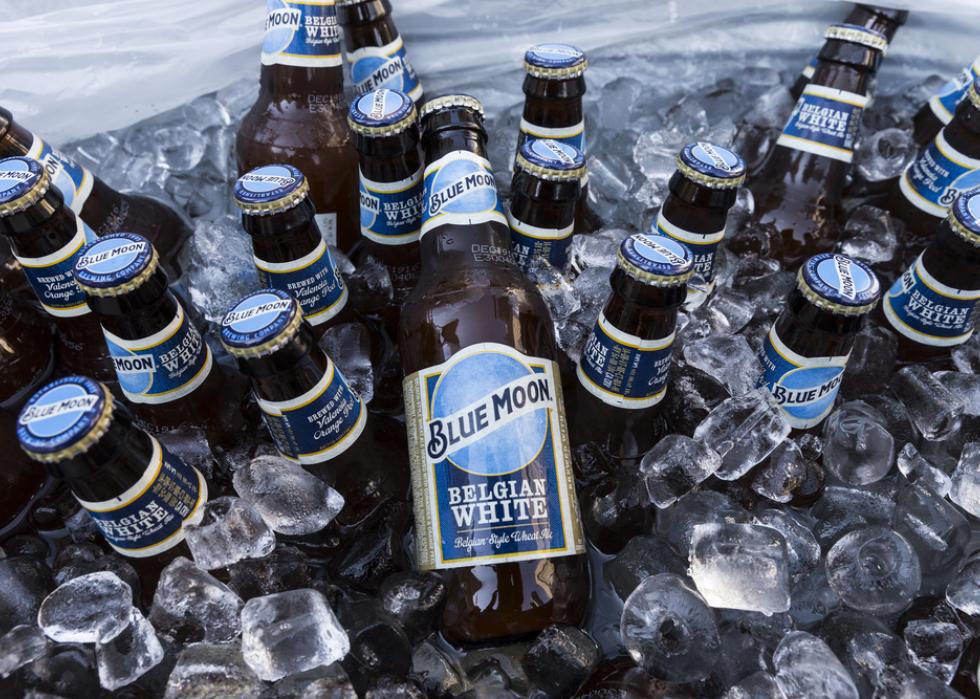 20 Bestselling Beer Brands in America Stacker