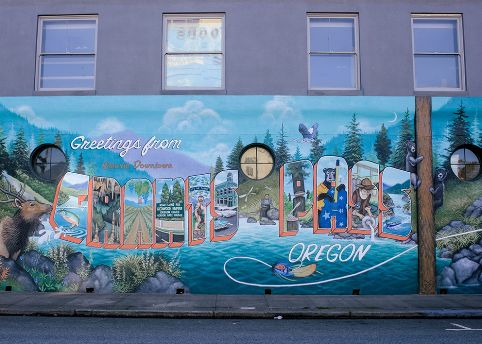 A mural in downtown Grants Pass.