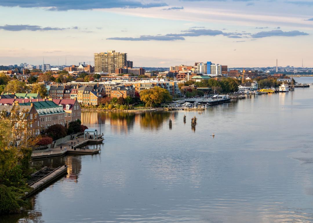 Wide view of the historic city of Alexandria, Virginia, along the Potomac River.