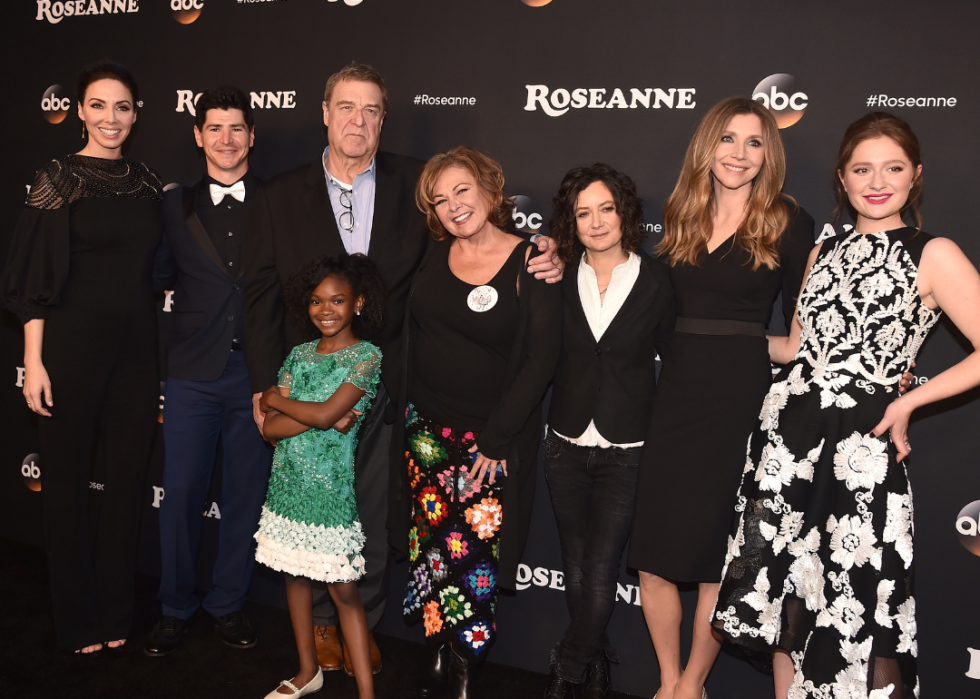 The cast of ‘Roseanne’ poses at a premiere event.
