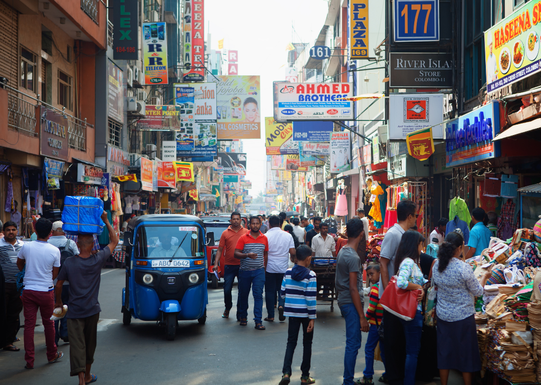 Busy street in Colombo, Sri Lanka