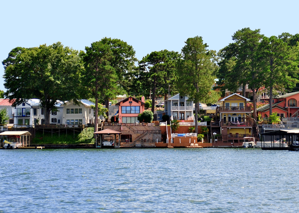Colorful houses on Lake Hamilton.