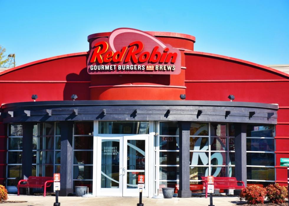 The front of a Red Robin restaurant. 