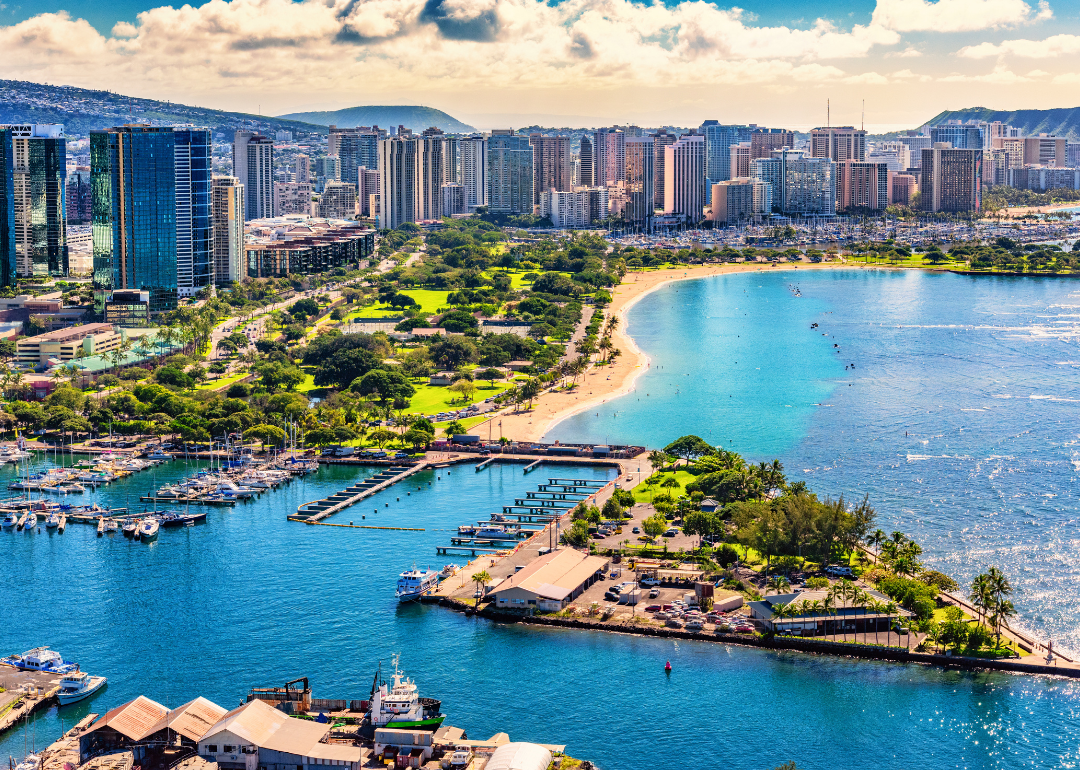 An aerial view of luxury hotels and homes in Honolulu.