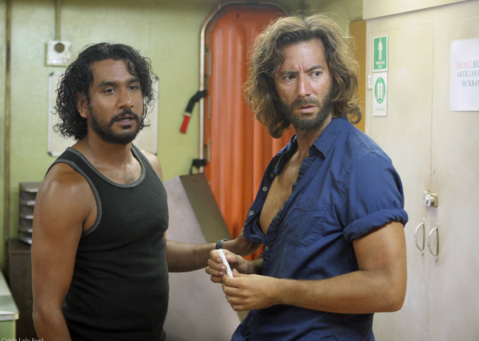 Naveen Andrews and Henry Ian Cusick in Lost, Season 4, Episode 5