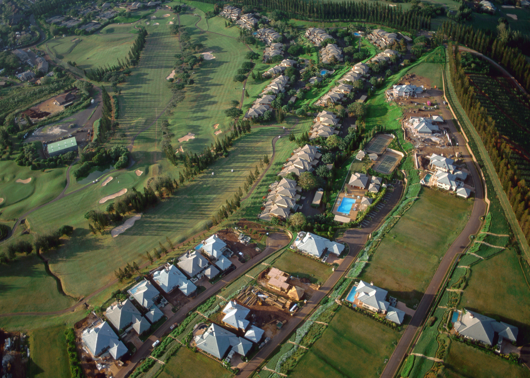 An aerial view of houses on a golf course in Hawaii in 1991.