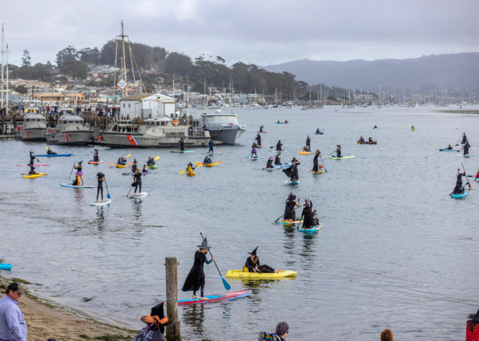 Morro Bay witches and warlocks paddle.