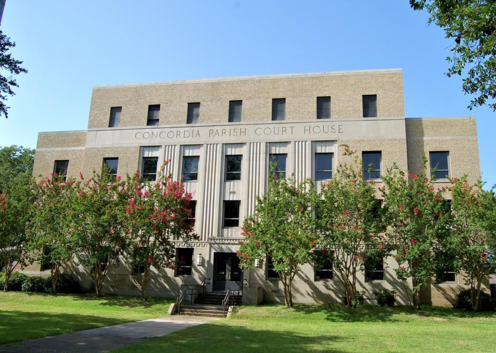 Parishes with the most veterans in Louisiana Stacker