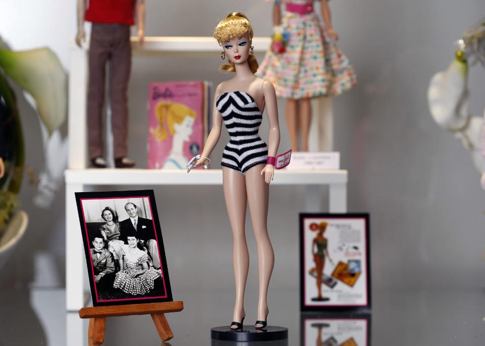 Barbie Box Doll & Dresses Fashion Set Blonde FFF59 Original Mattel DWP59 SALE!! 