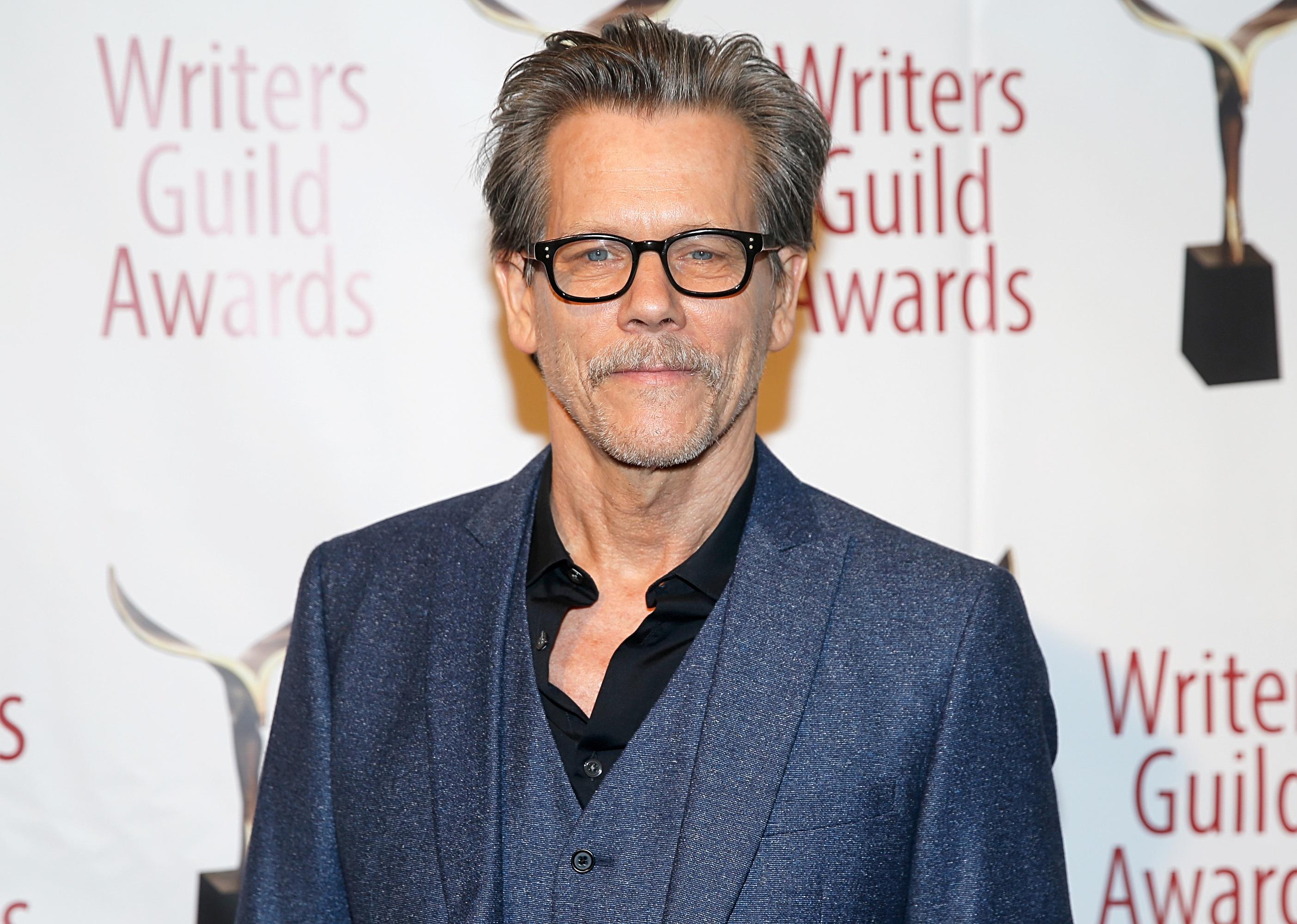 Kevin Bacon attends the 72nd Writers Guild Awards.