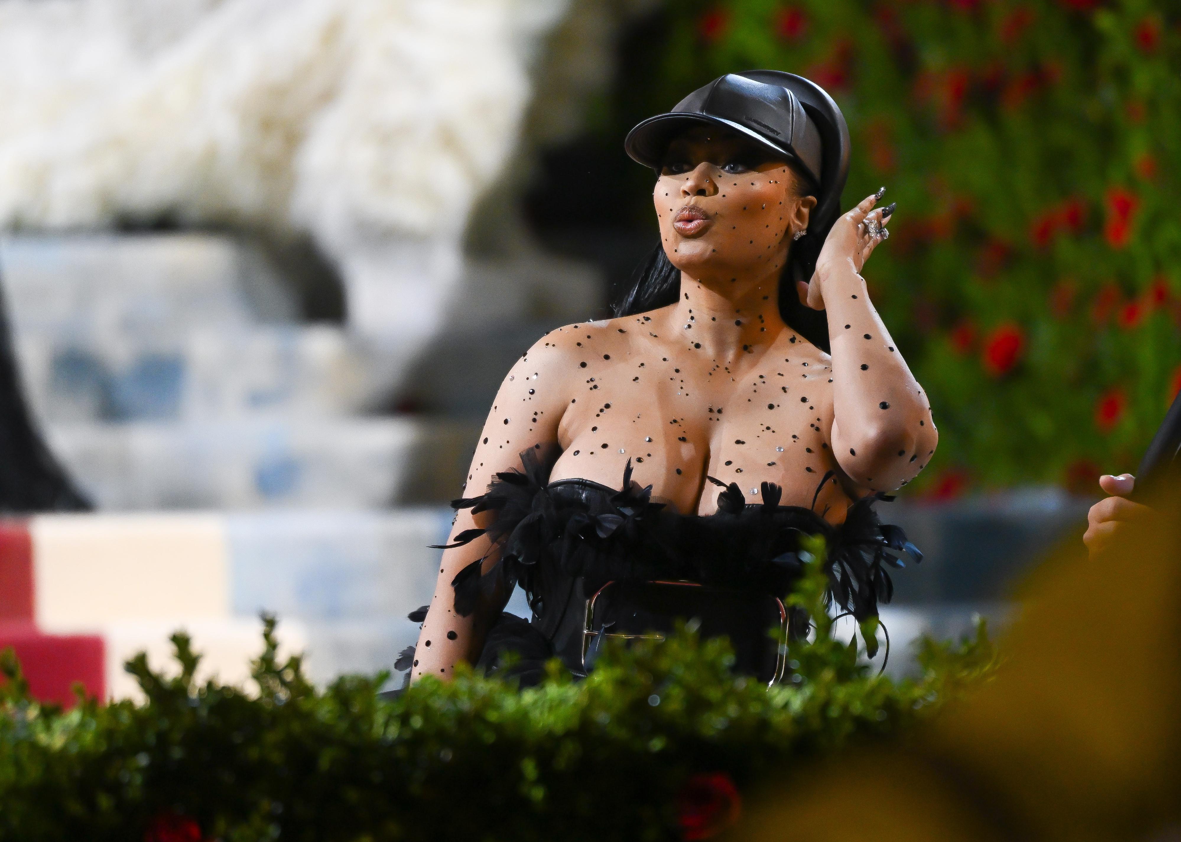 Nicki Minaj arrives to the 2022 Met Gala.