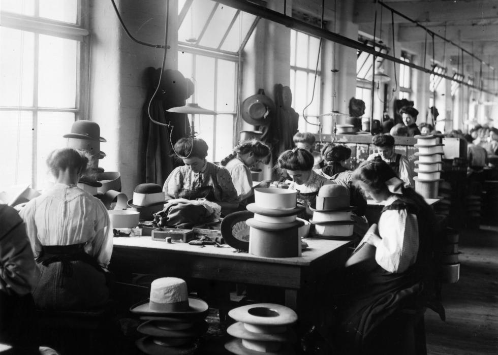 50 Most Common Jobs Held By Women 100 Years Ago | Stacker