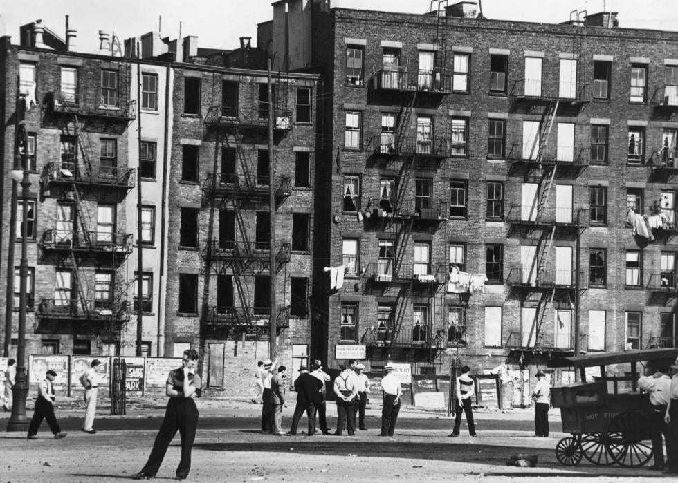 What Life Was Like In New York City 100 Years Ago | Stacker