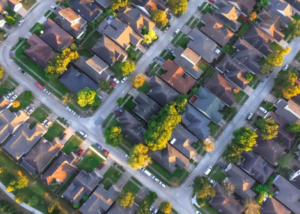 Aerial view of a typical American suburban neighborhood.