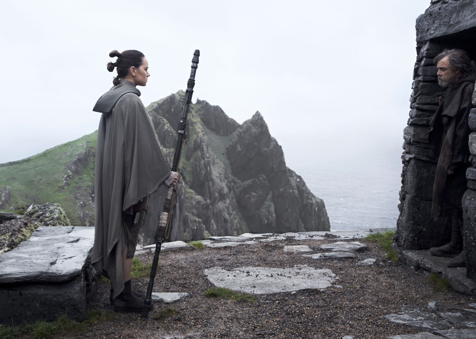 Mark Hamill and Daisy Ridley in "Star Wars: Episode VIII - The Last Jedi"