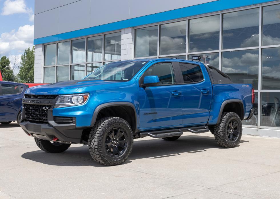 Chevrolet Colorado pickup display.