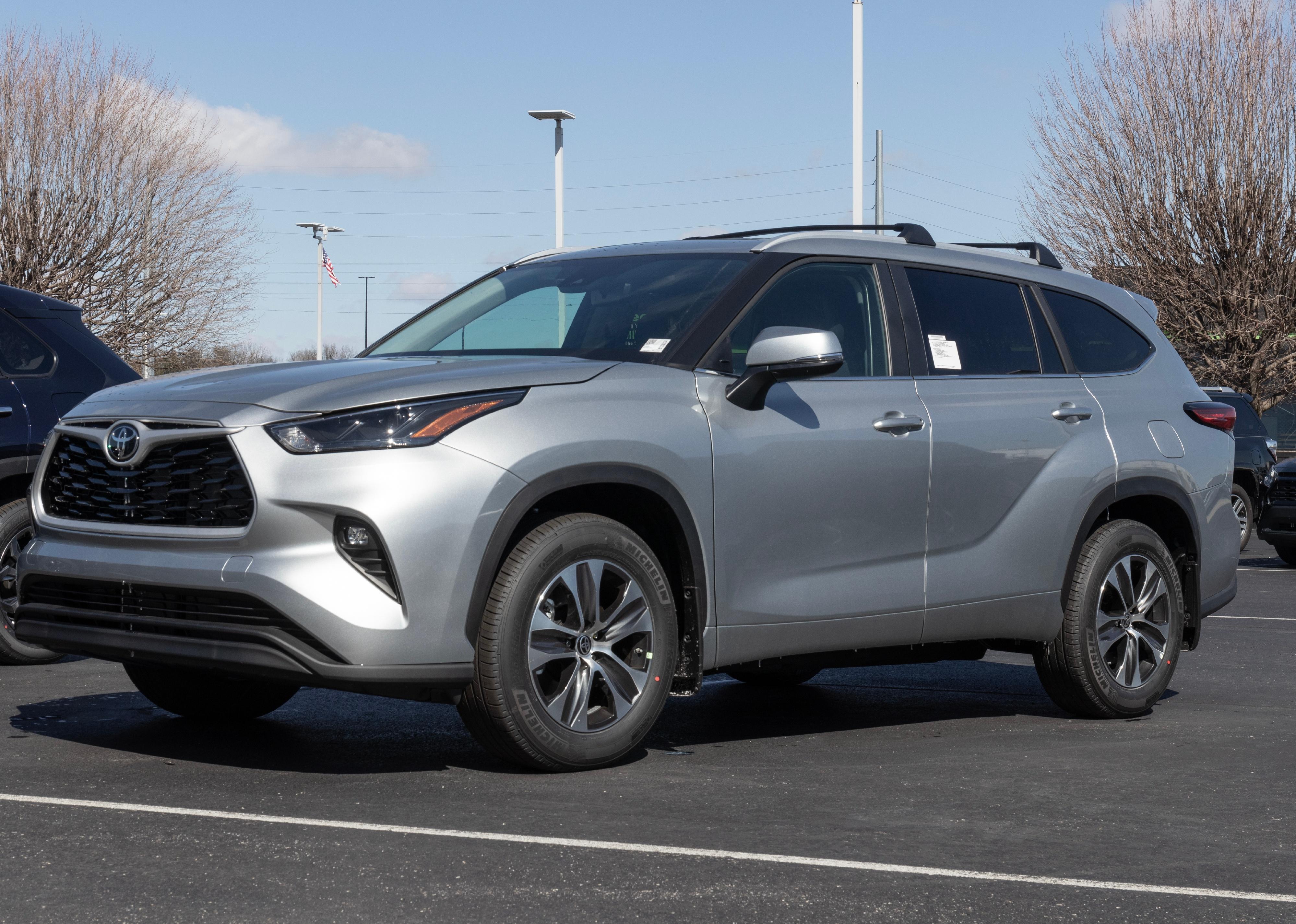 Toyota Highlander SUV on display.