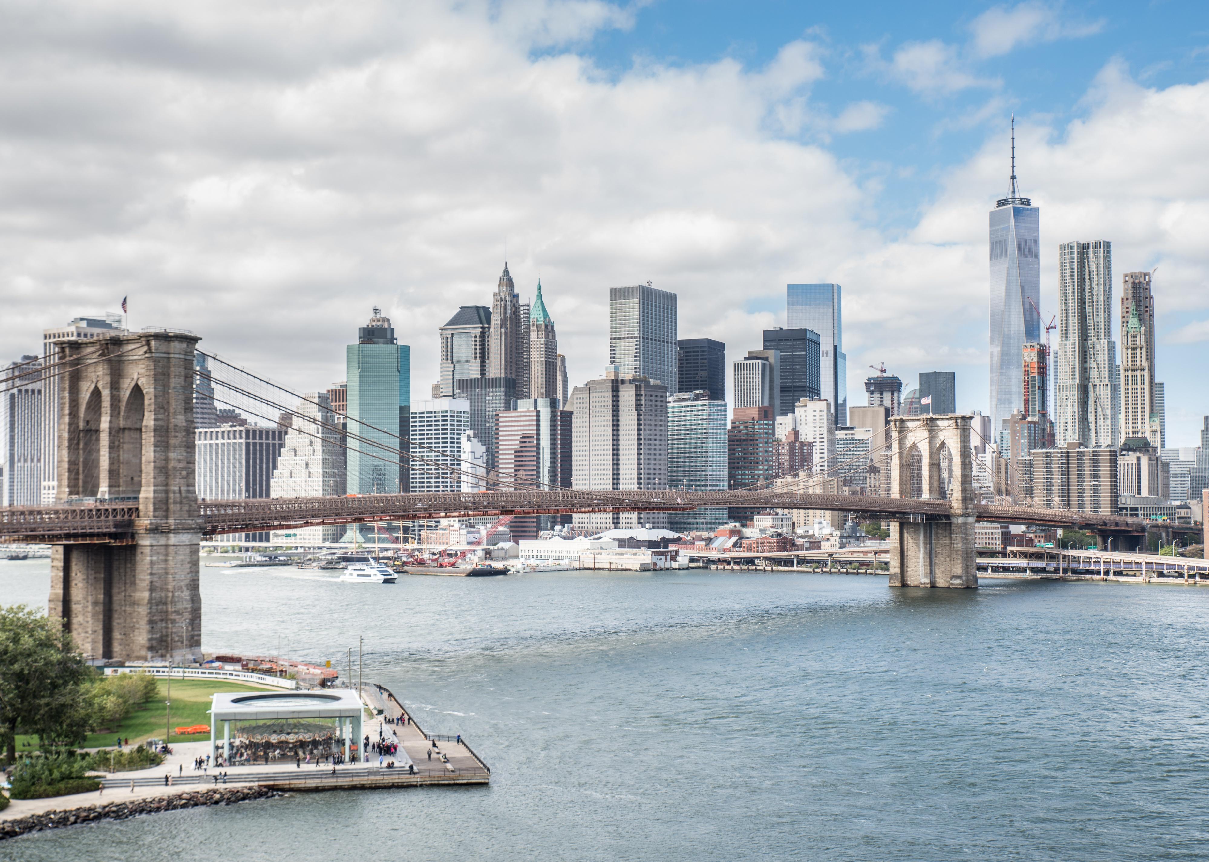 View of Brooklyn Bridge and Manhattan skyline.