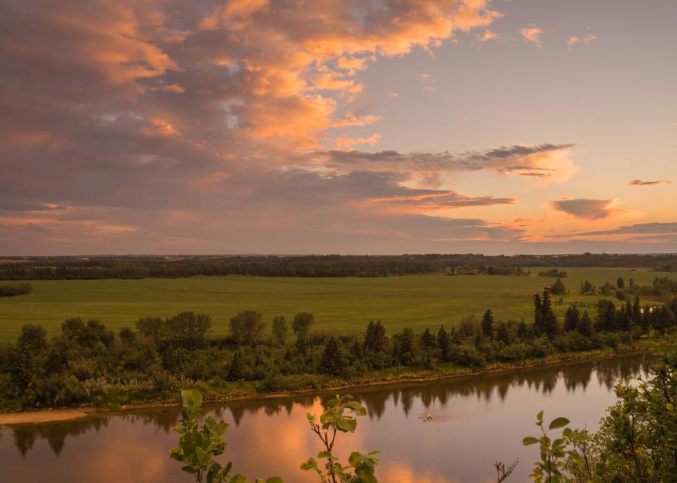 places-with-the-highest-income-in-canada-stacker