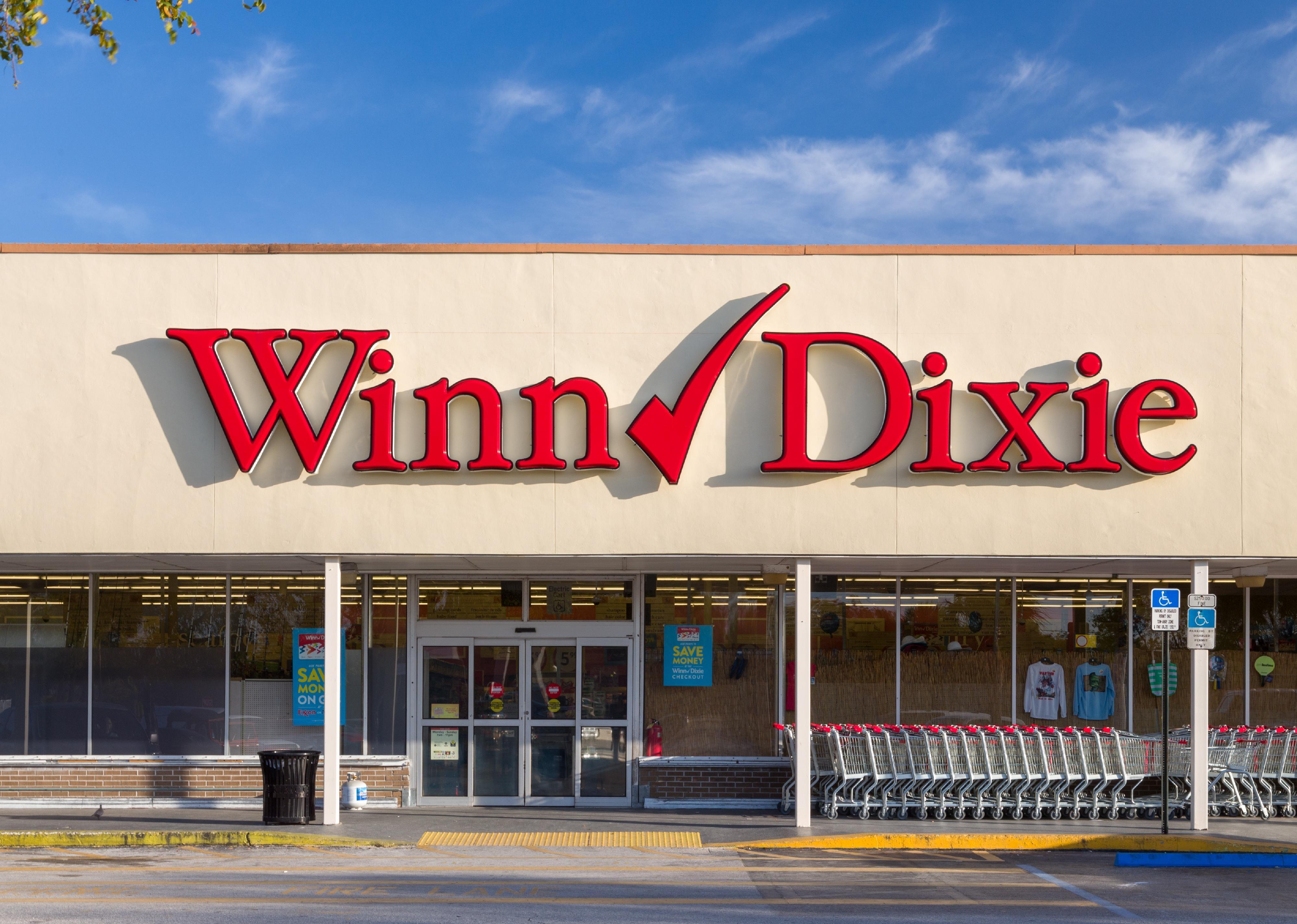 Winn-Dixie storefront.