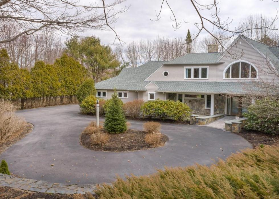 Best places to retire in Maine Stacker