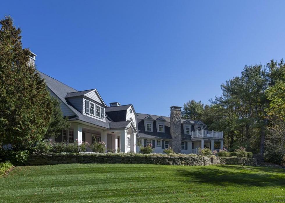 Best places to retire in Maine Stacker