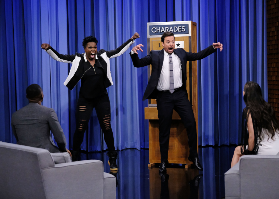 Demetrius Shipp Jr., Leslie Jones, Jimmy Fallon, and Demi Moore play a game.