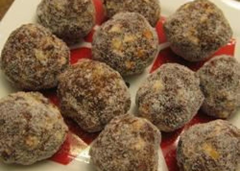 Meemaw's Bourbon Balls Recipe