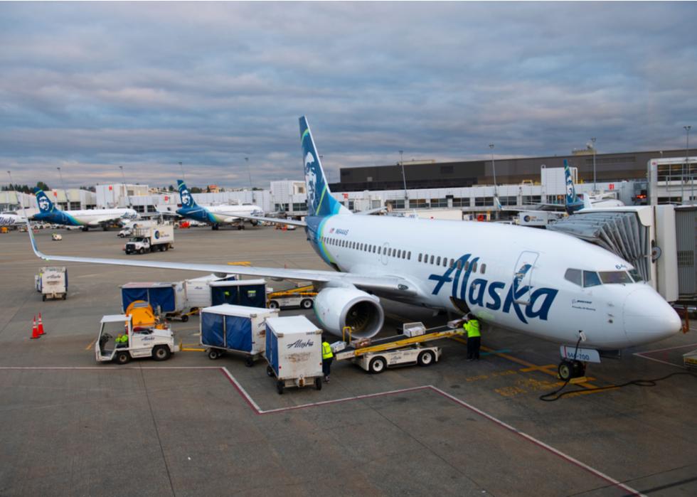 An Alaska Airlines Boeing B737-700 N644AS at Seattle Tacoma International Airport